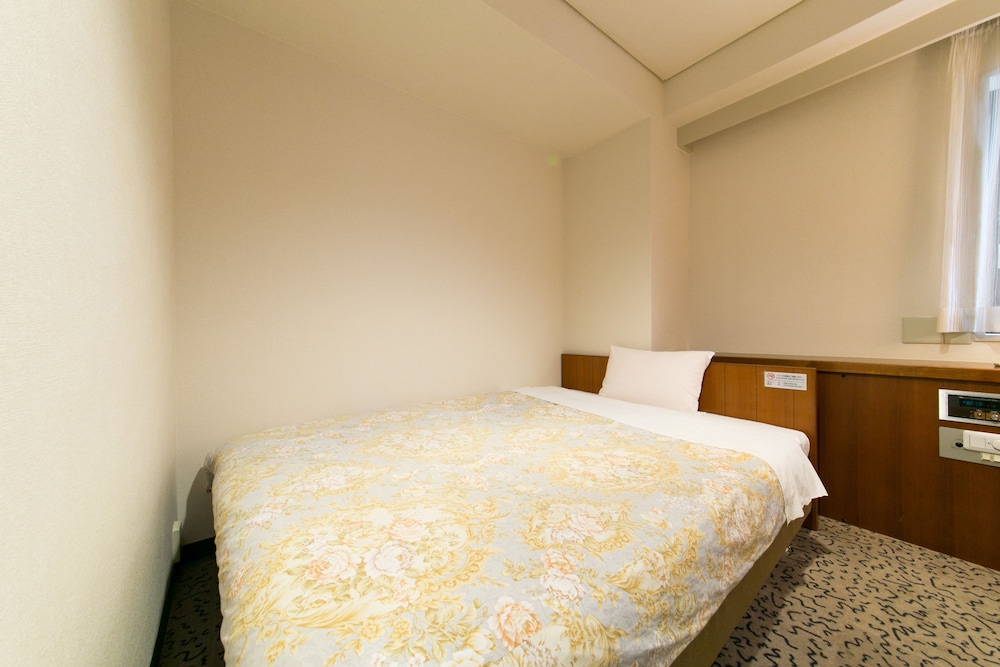 セミダブルルーム　禁煙 客室1 | ホテルオーエド