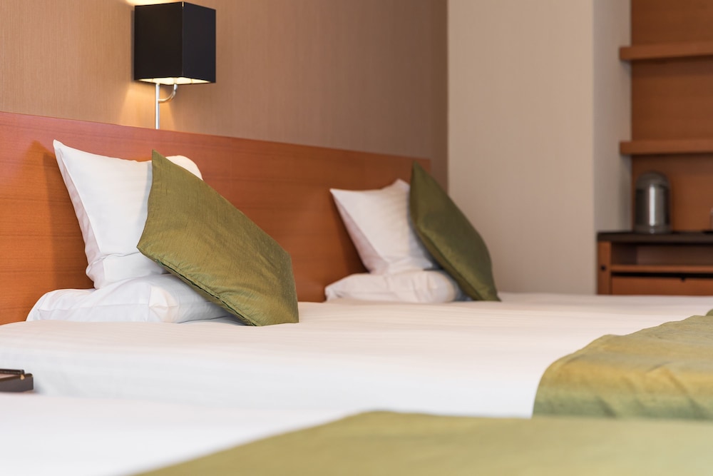 スーペリア トリプルルーム 禁煙 客室3 | ホテルマイステイズ京都四条