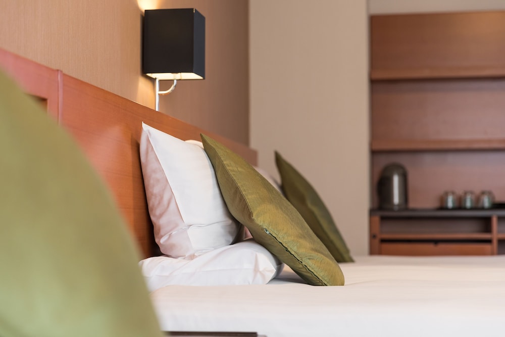 スーペリア トリプルルーム 禁煙 客室5 | ホテルマイステイズ京都四条