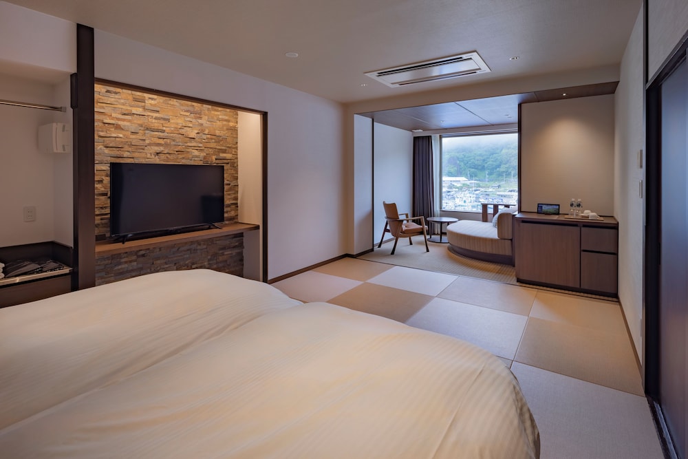 [温泉付モダンツイン] 45sqm / 2名迄 / 禁煙 | 北こぶし 知床 ホテル＆リゾート