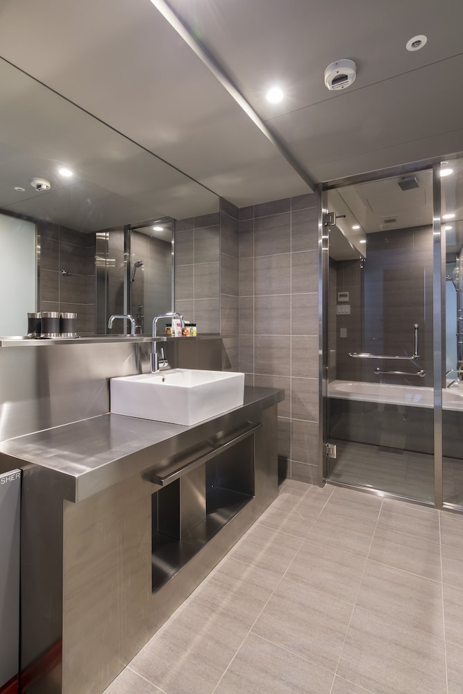 部屋タイプ指定無しスイートルーム (37m²～52m²) 禁煙 バスルーム0 | 赤坂グランベルホテル