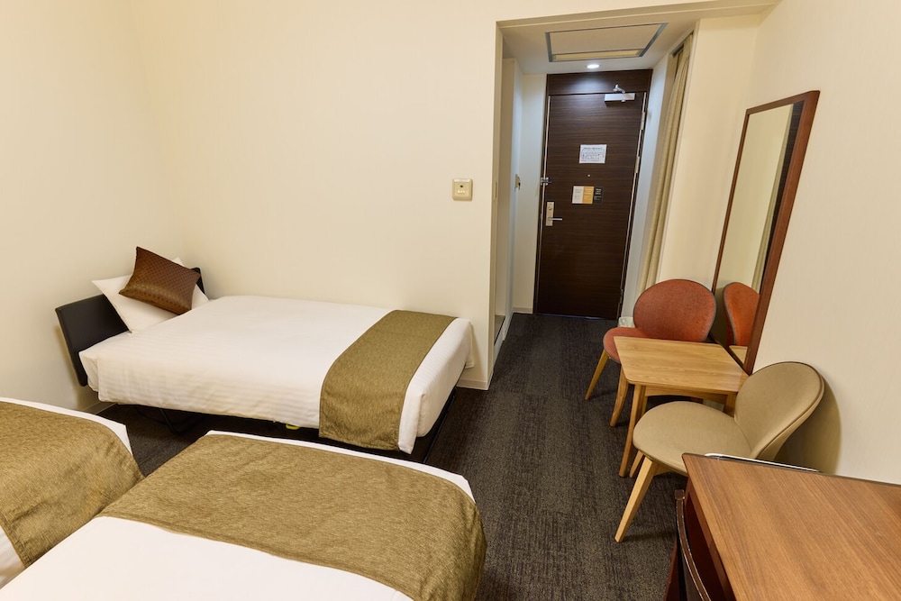 トリプルルーム 禁煙 客室1 | 銀座国際ホテル