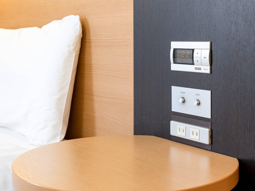 ルーム ダブルベッド 1 台 禁煙 客室4 | コンフォートホテル釧路