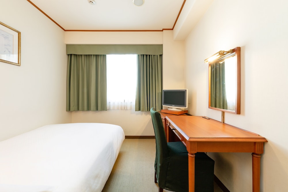 スタンダード ルーム 喫煙可 (1 Semi-double bed) 客室1 | プラザホテルプルミエ