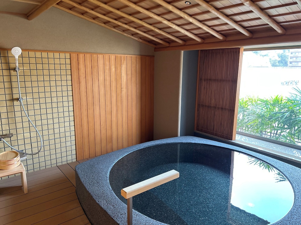 和室　デラックスルーム　露天風呂付 B バスルーム0 | 宝塚温泉 ホテル若水
