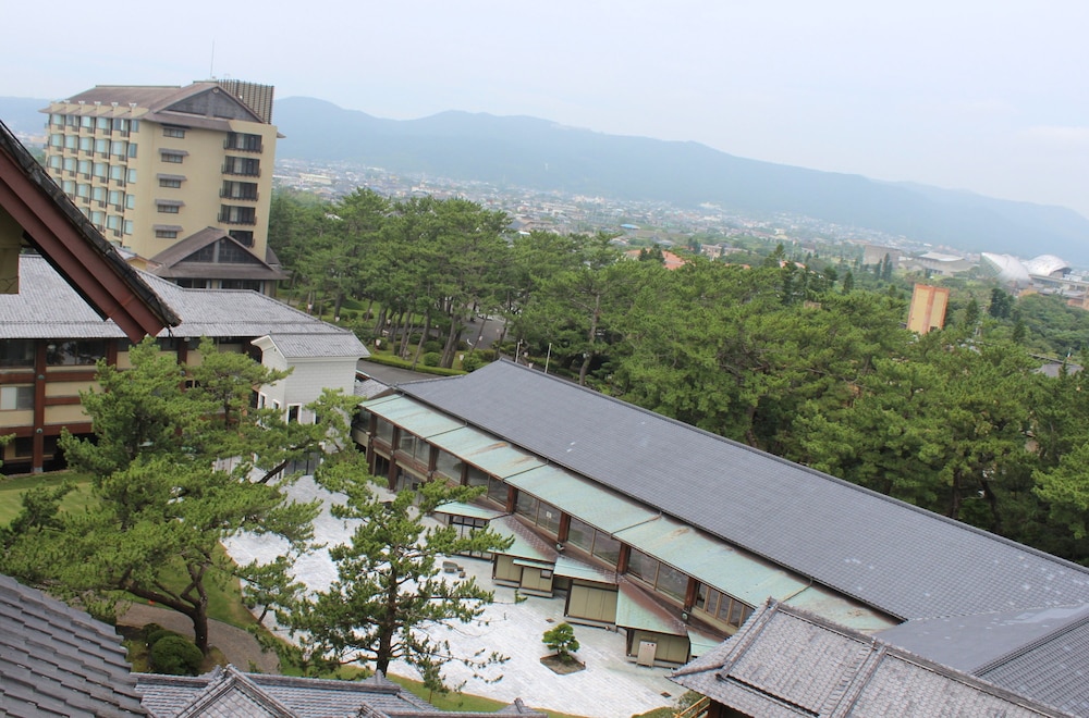 花の棟 洋室 (2名様利用, 素泊まりプラン) 部屋からの景観0 | 鹿児島　砂むし温泉　指宿白水館