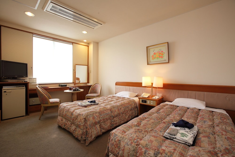 花の棟 洋室 (2名様利用, 素泊まりプラン) | 鹿児島　砂むし温泉　指宿白水館