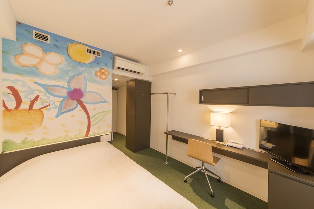 ダブルルーム 禁煙 客室1 | ホテルアートステイ那覇国際通り