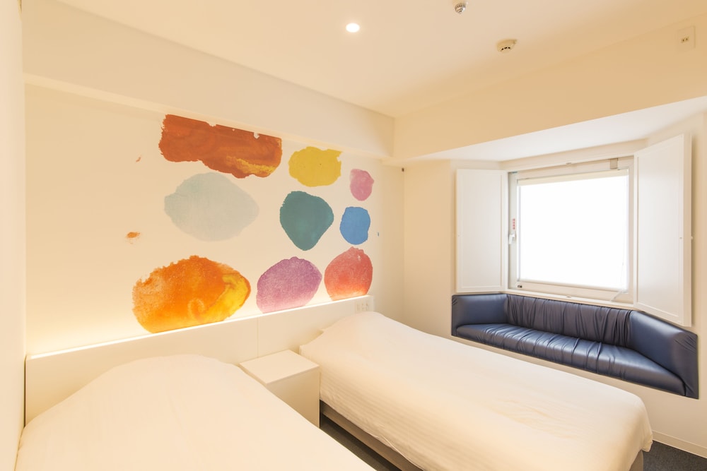 ツインルーム 禁煙 客室1 | ホテルアートステイ那覇国際通り