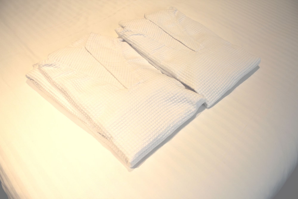 ツインルーム 禁煙 客室3 | ホテルアートステイ那覇国際通り