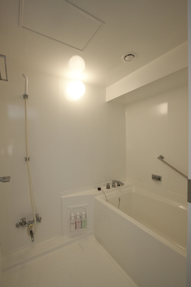 トリプルルーム 禁煙 バスルーム0 | スマイルホテル京都四条