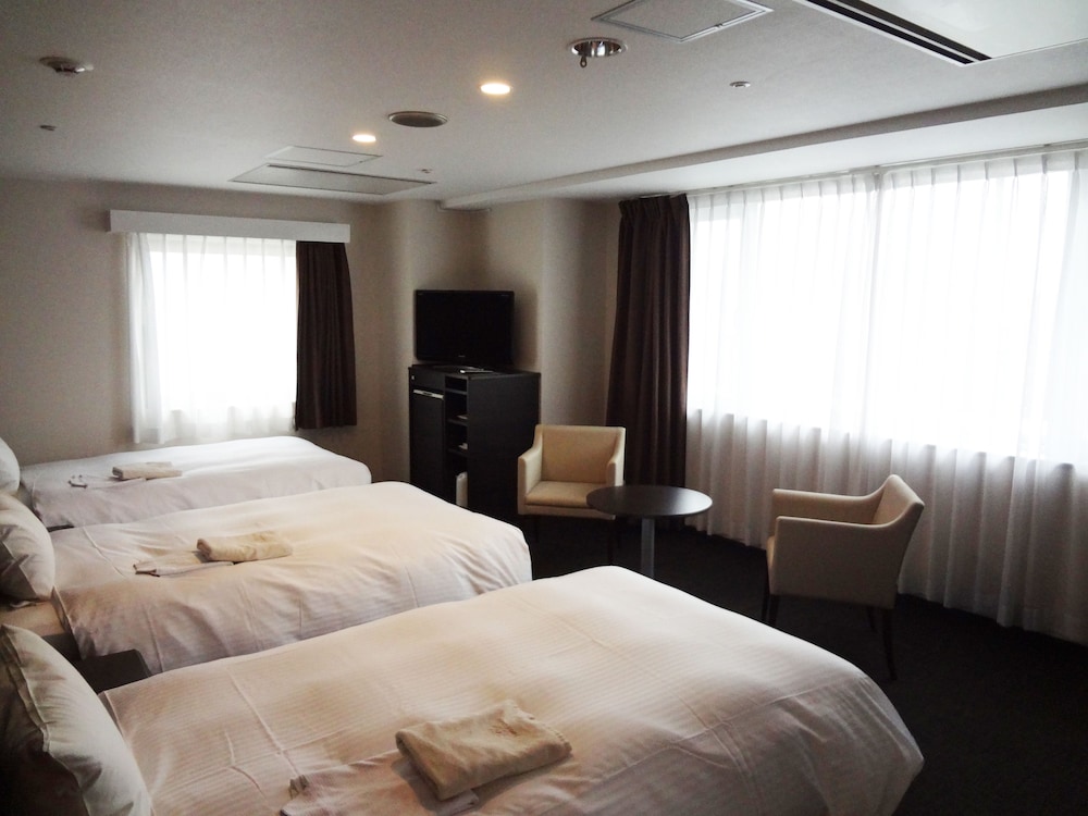 トリプルルーム 禁煙 客室3 | スマイルホテル京都四条