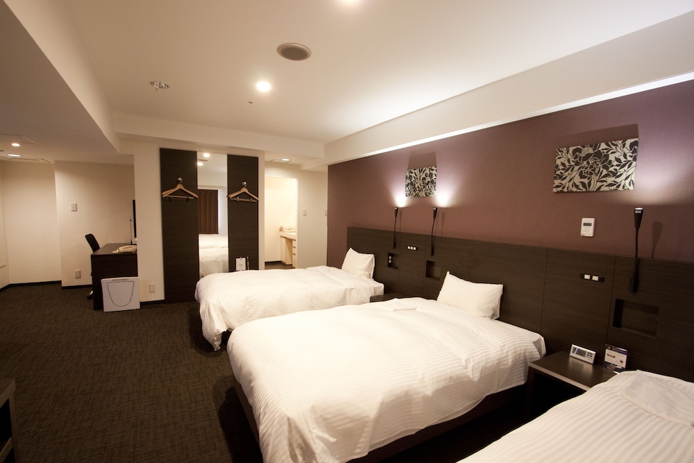 トリプルルーム 禁煙 | スマイルホテル京都四条