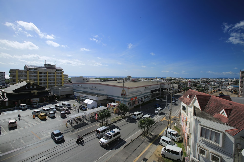 ベーシック 4 人部屋 ベッド (複数台) 禁煙 簡易キッチン 施設からの眺望0 | ホテル リゾートイン石垣島