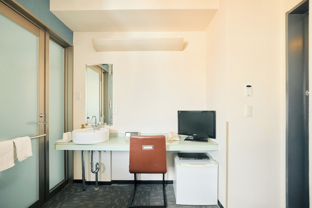 レインシャワー ダブルルーム 禁煙 客室の設備とサービス1 | アーバイン広島エグゼクティブ