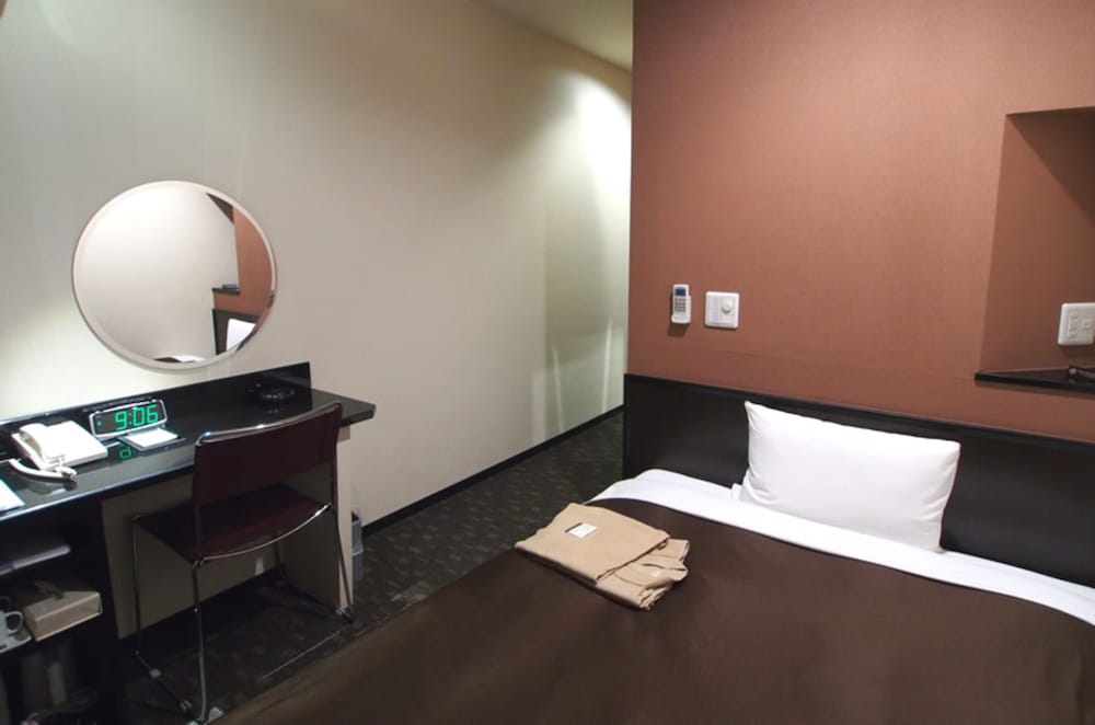 ダブルルーム 禁煙 客室4 | アーバイン広島エグゼクティブ