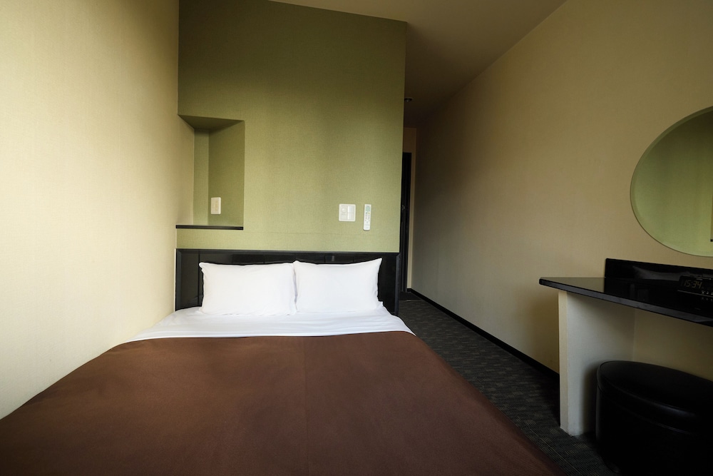 ダブルルーム 喫煙可 | アーバイン広島エグゼクティブ