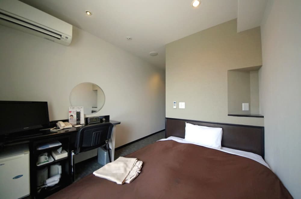 ダブルルーム 禁煙 客室3 | アーバイン広島エグゼクティブ