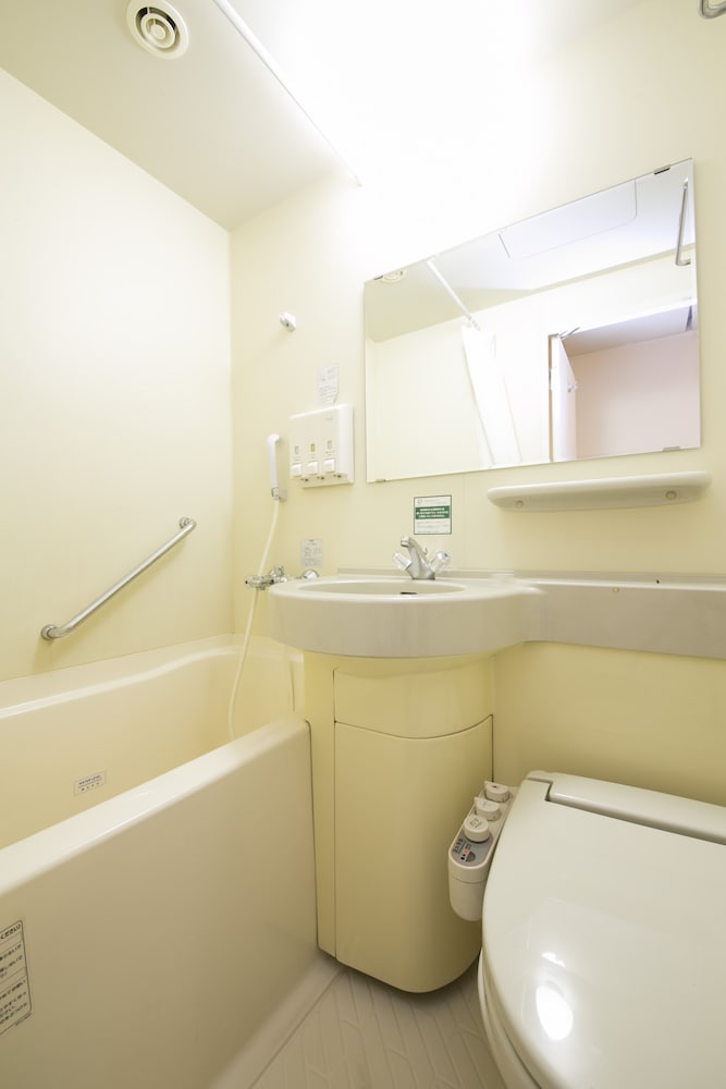 エコノミー ダブルルーム 禁煙 バスルーム0 | 名古屋栄ワシントンホテルプラザ