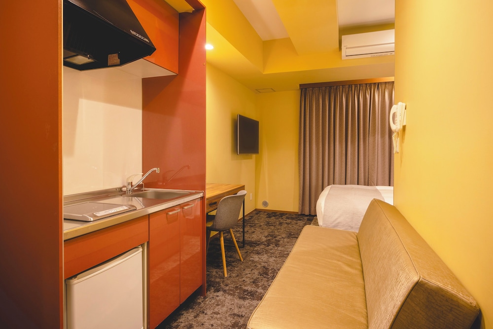 スーペリア クイーンルーム 禁煙 [大人3名様よりエクストラベッドをご用意] 専用キッチン0 | センチュリオンホテル・レジデンシャル・赤坂