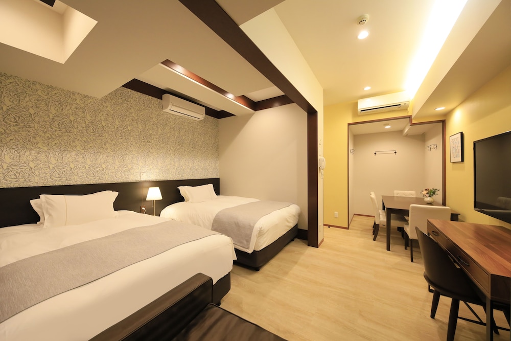 スーペリア ツイン 禁煙 (ダブルベッド2台) [大人５名様よりエクストラベッドをご用意] 客室4 | センチュリオンホテル・レジデンシャル・赤坂