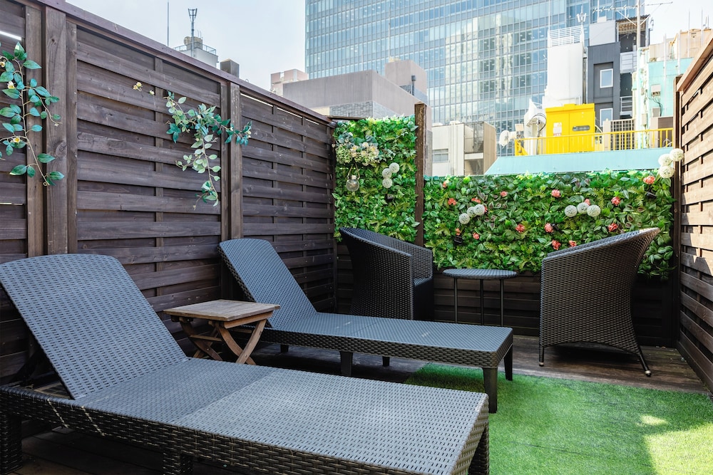 スタンダード クイーンルーム バルコニー付き 禁煙 客室5 | センチュリオンホテル・レジデンシャル・赤坂