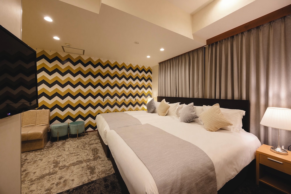 デラックスツインルーム 禁煙 (ダブルベッド2台) [大人5名様よりエクストラベッドをご用意] 客室2 | センチュリオンホテル・レジデンシャル・赤坂