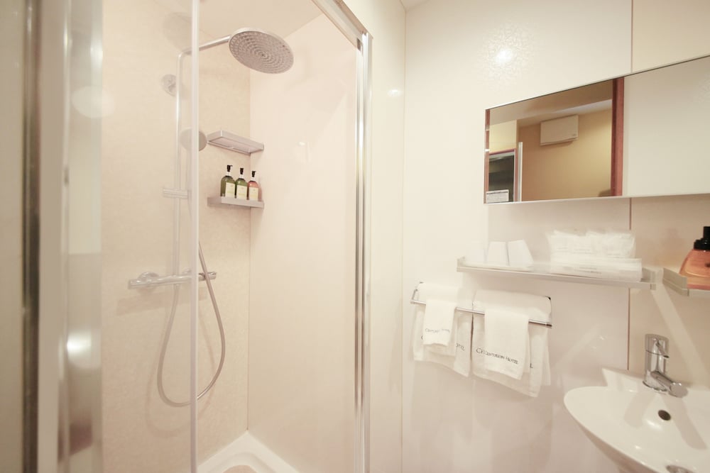 スーペリア クイーンルーム 禁煙 [大人3名様よりエクストラベッドをご用意] バスルーム0 | センチュリオンホテル・レジデンシャル・赤坂