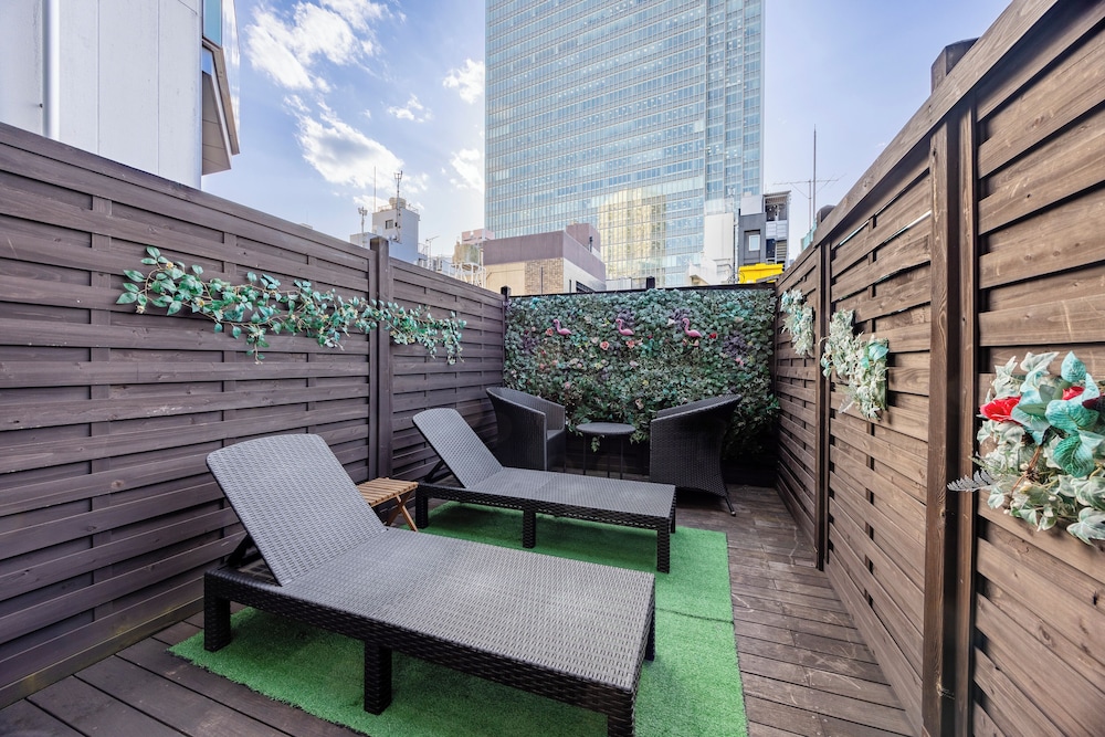 スーペリア キングルーム バルコニー付き 禁煙 [大人3名様よりエクストラベッドをご用意] 客室5 | センチュリオンホテル・レジデンシャル・赤坂