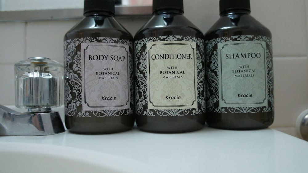 セミ ダブル ルーム ベッド 110 ~ 120 cm バスルームの設備0 | 東京堀留ヴィラ