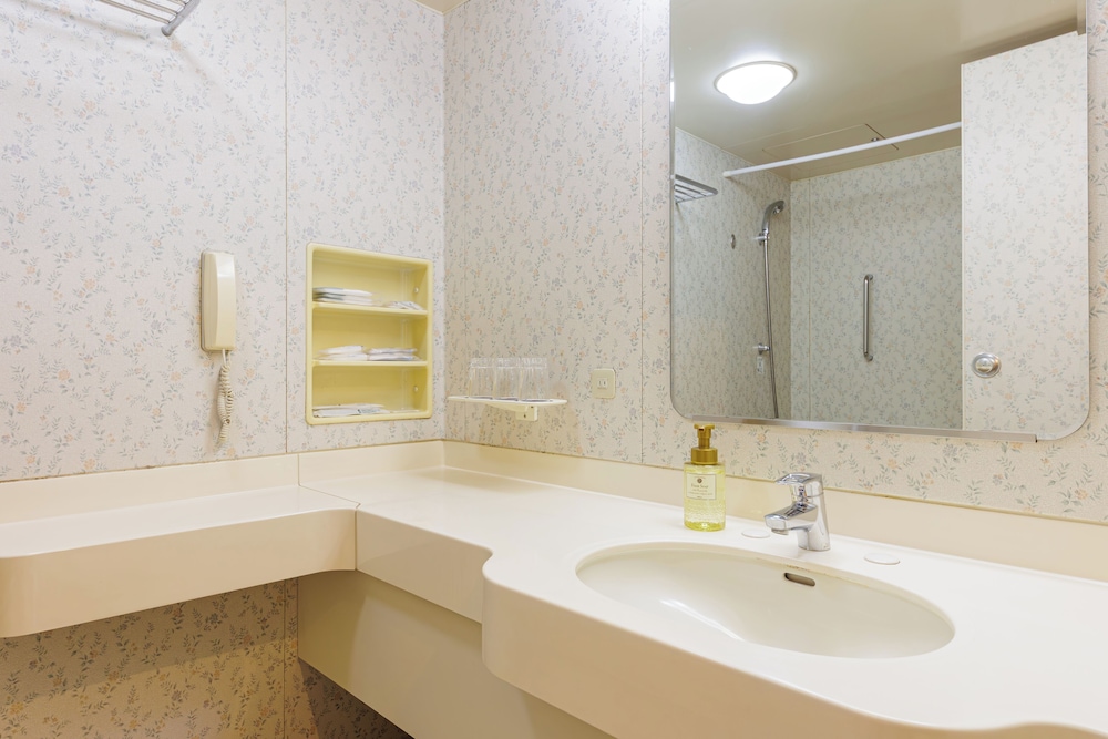 デラックス ツインルーム 禁煙 バスルーム1 | 都シティ 大阪天王寺