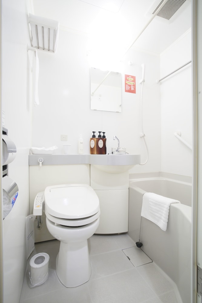 ツインルーム シングルベッド 2 台 禁煙 バスルーム0 | ホテル グランド シティ