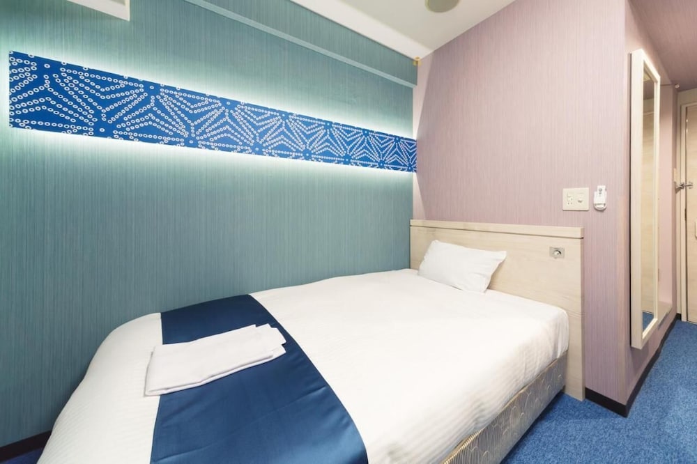 [喫煙] シングルルーム ベッド幅120cm x 1台/2名まで/11.5平米 客室2 | ホテルウィングインターナショナル 名古屋