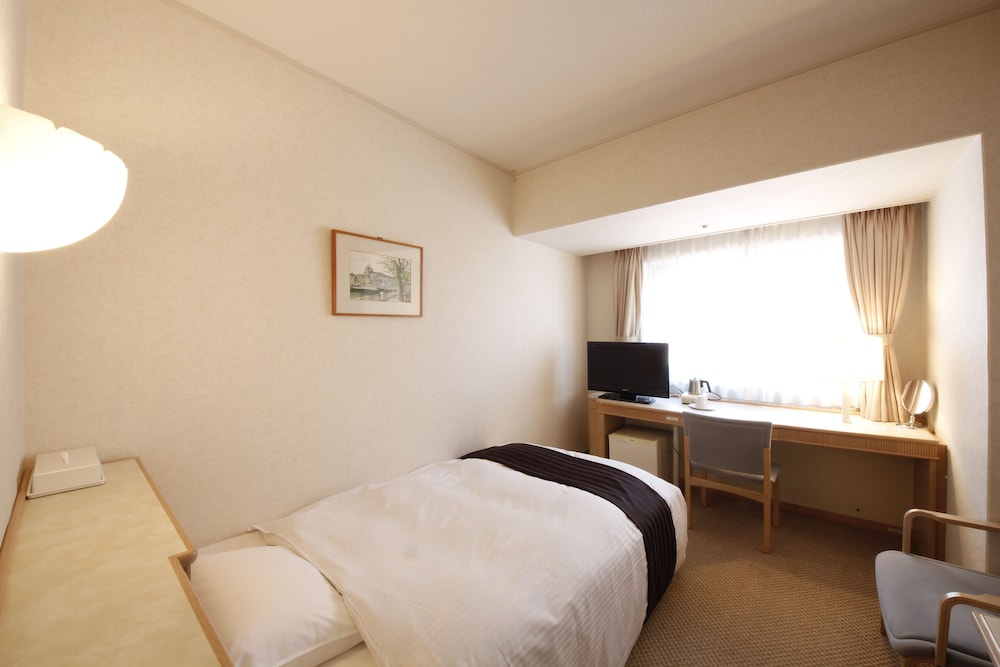 スタンダード セミダブルルーム　禁煙 客室2 | ホテル広島ガーデンパレス