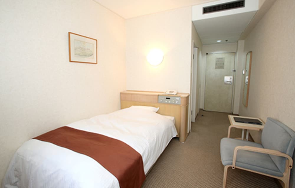 スタンダード セミダブルルーム　禁煙 客室1 | ホテル広島ガーデンパレス