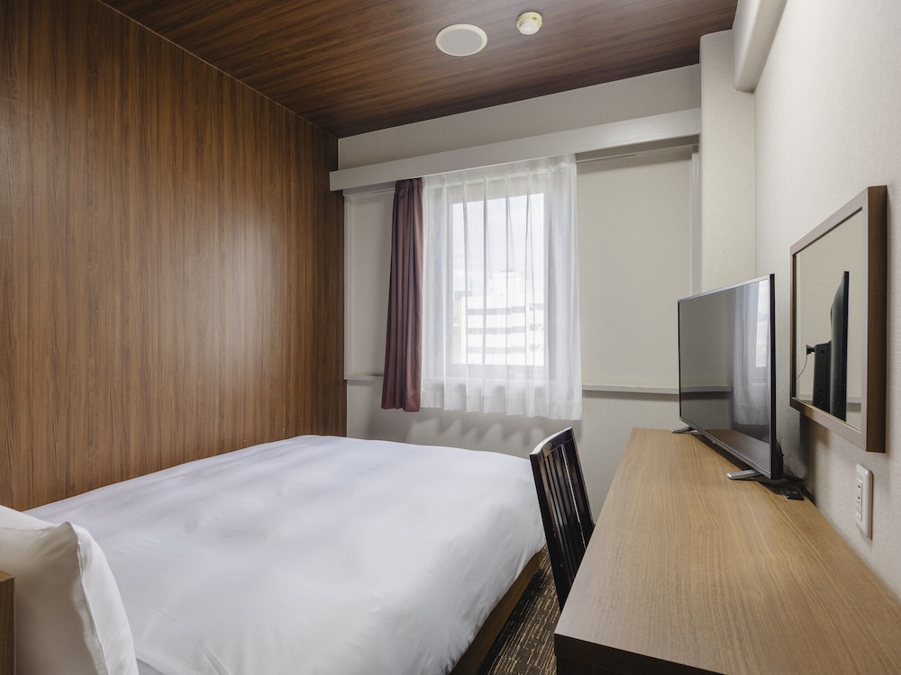スタンダード ダブルルーム ダブルベッド 1 台 禁煙 客室1 | KOKO STAY 相模原
