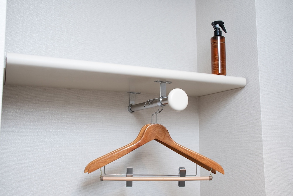 セミ ダブル (禁煙) 客室の設備とサービス1 | 都市センターホテル