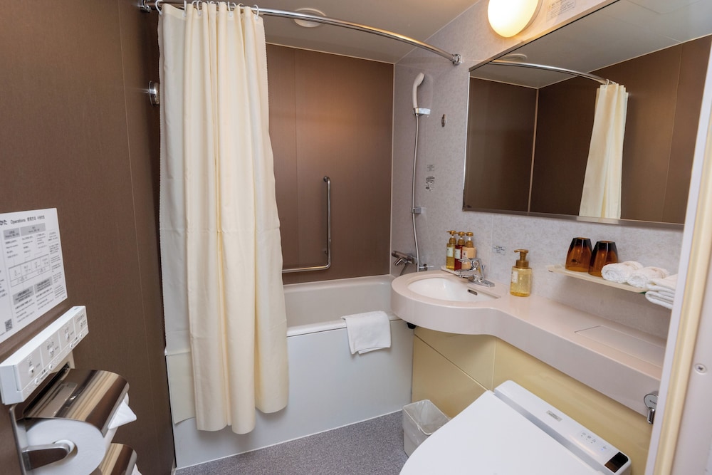 セミ ダブル (禁煙) 客室3 | 都市センターホテル