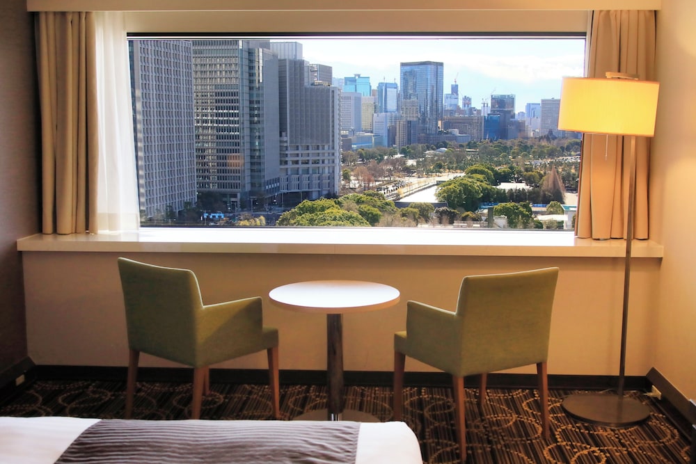 デラックス ツインルーム 禁煙 客室2 | KKRホテル東京