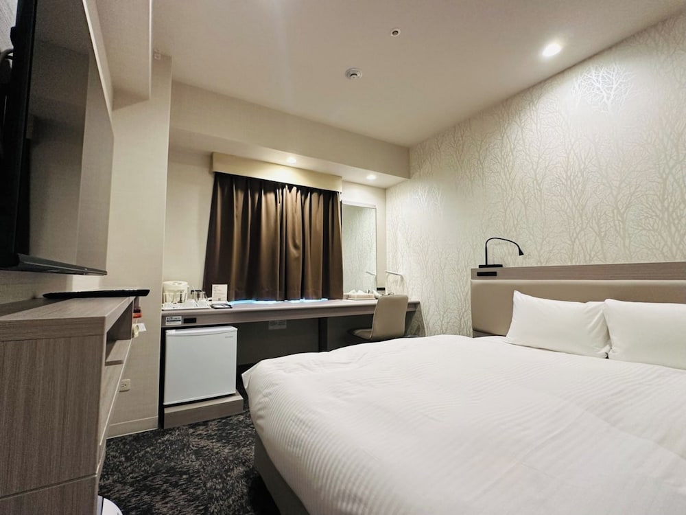 ダブルルーム 禁煙 | ホテルフクラシア大阪ベイ