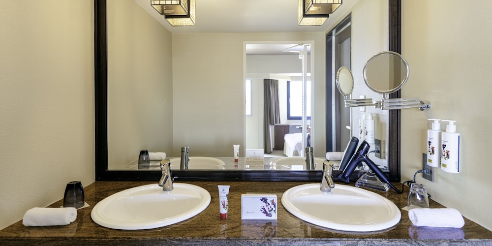 ルイガンズ ジュニアスイート 禁煙(7F) 44m2 客室8 | ザ ルイガンズ スパ アンド リゾート