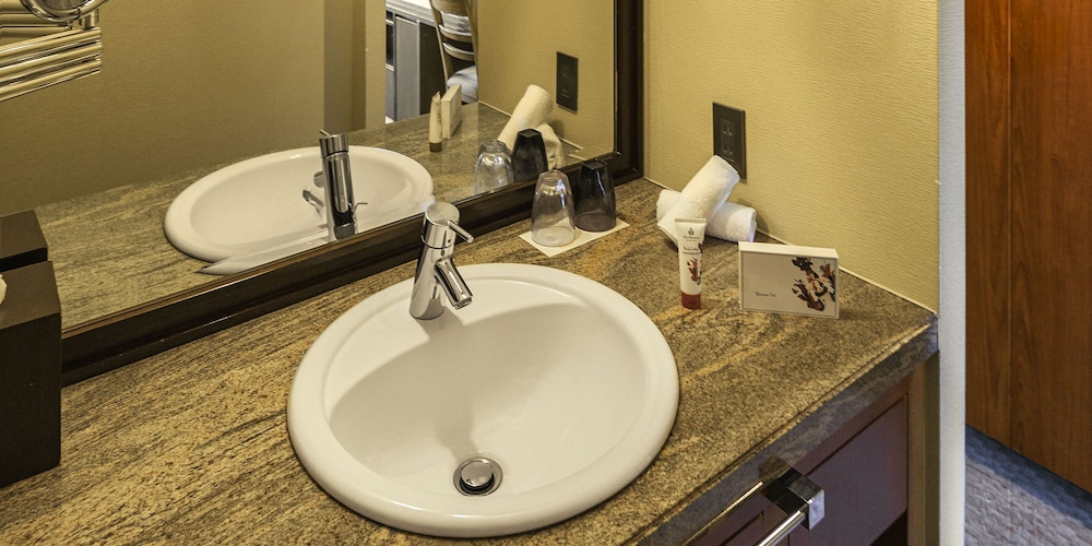 ルイガンズ ダブルルーム 禁煙 (6-7F) 33m2 客室4 | ザ ルイガンズ スパ アンド リゾート