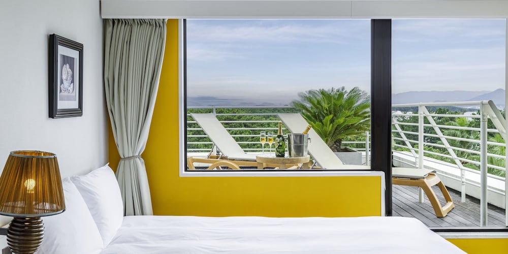 グランドバルコニーツインルーム　禁煙(3-5F) 34m2 客室5 | ザ ルイガンズ スパ アンド リゾート