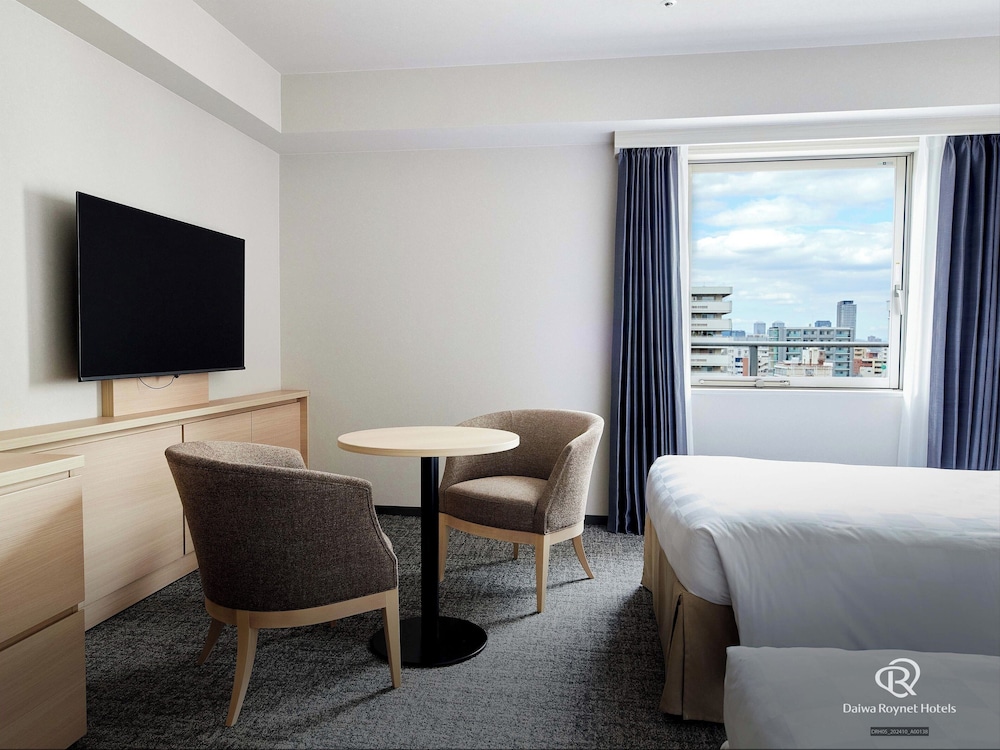 スーペリア ツインルーム (３名様用) 喫煙可 客室2 | ダイワロイネットホテル大阪上本町