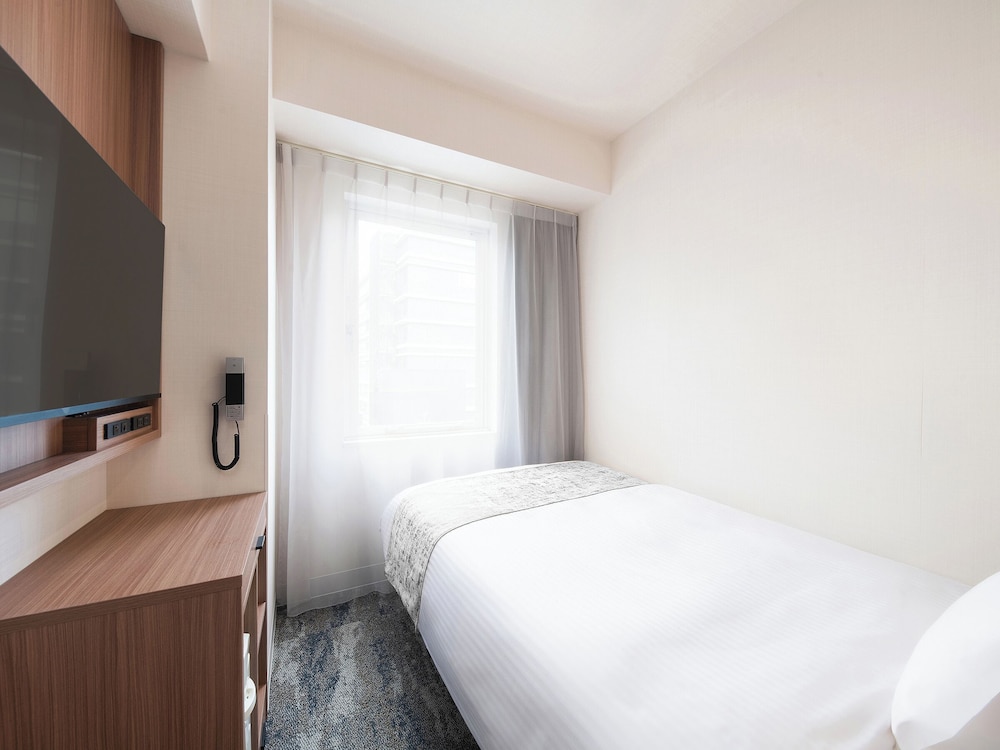 セミダブル ルーム（禁煙） | ベッセルイン博多中洲