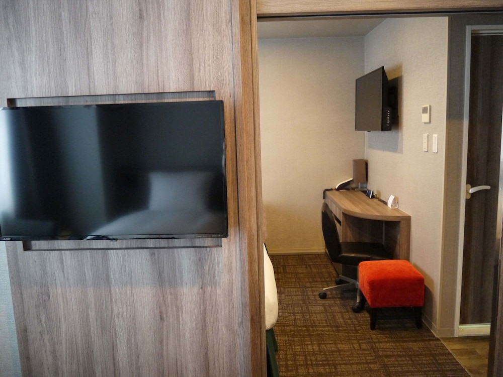 ファミリー ルーム ベッド (複数台) 禁煙 コネクティングルーム (Hollywood room) 客室2 | ベストウェスタンホテルフィーノ大阪心斎橋