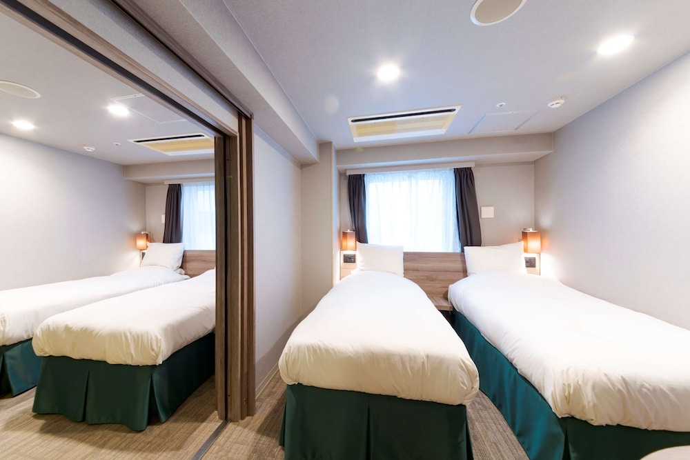 ファミリー ルーム ベッド (複数台) 禁煙 コネクティングルーム (Hollywood room) 客室6 | ベストウェスタンホテルフィーノ大阪心斎橋
