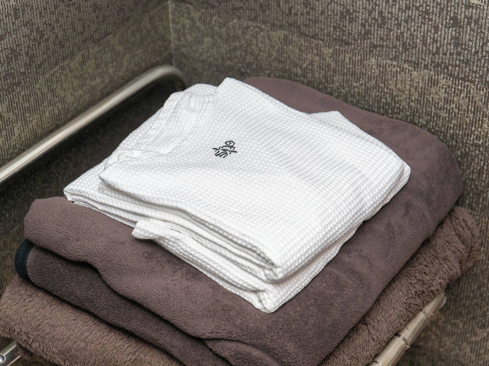 スーペリア ツインルーム シングルベッド 2 台 禁煙 客室4 | サットンホテル博多シティ