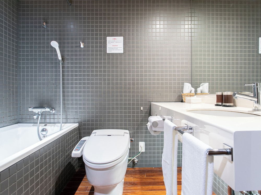 スタンダード ダブルルーム ダブルベッド 1 台 禁煙 客室10 | サットンホテル博多シティ