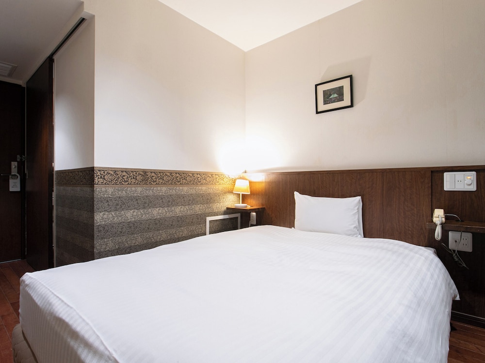 デラックス シングルルーム 禁煙 客室7 | サットンホテル博多シティ